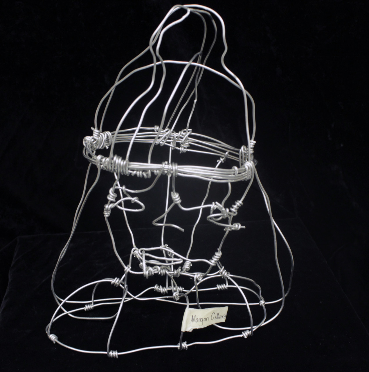 Wire sculpture of female bust