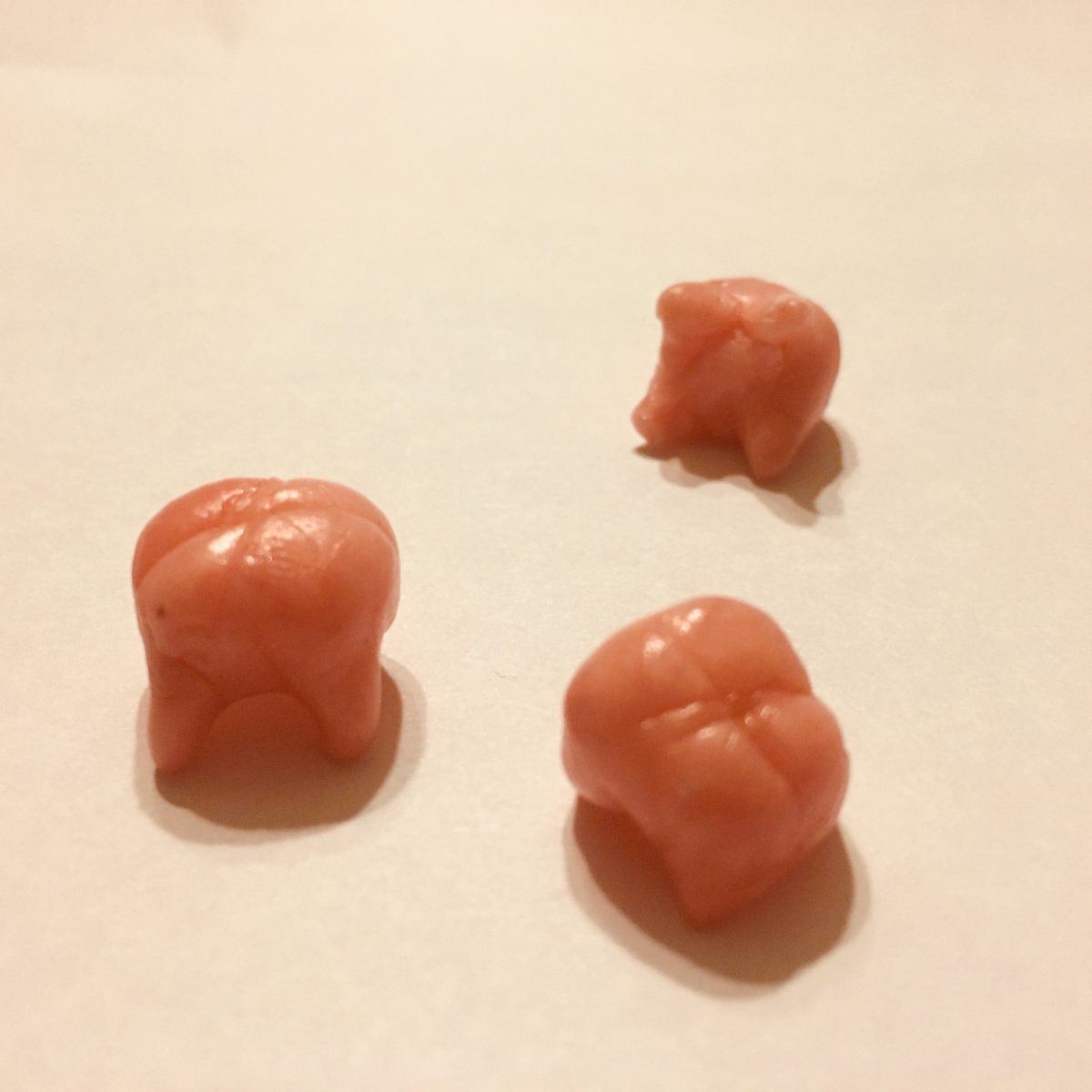 Sculpture of pink teeth