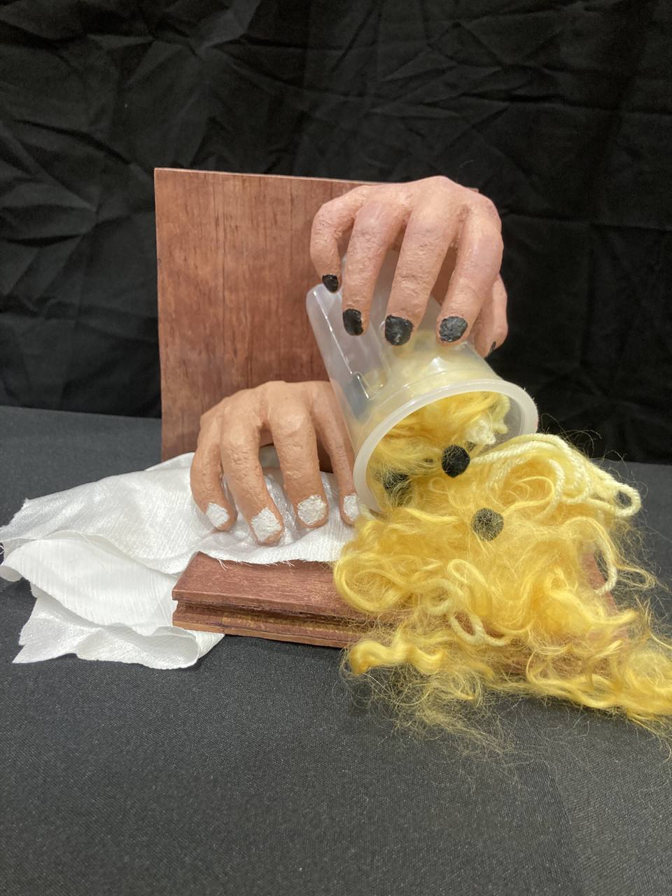 Sculpture of hands.